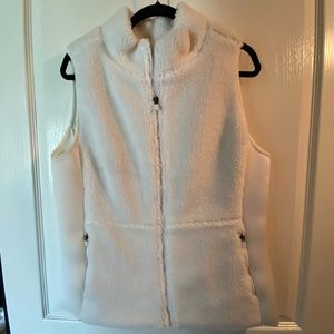 Fabletics White stunning Vest